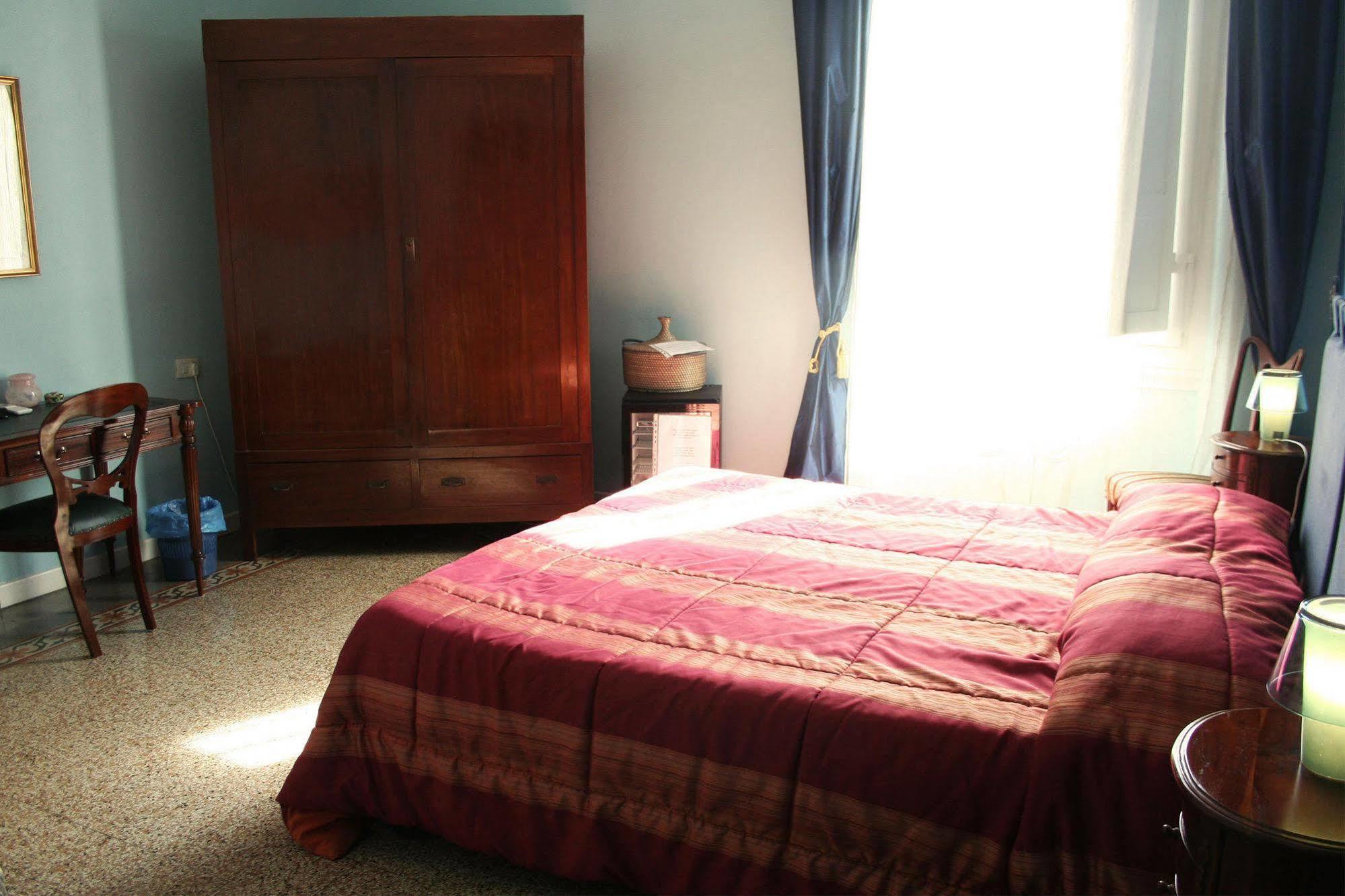 A Casa Di Virgilio Hotel Florence Buitenkant foto
